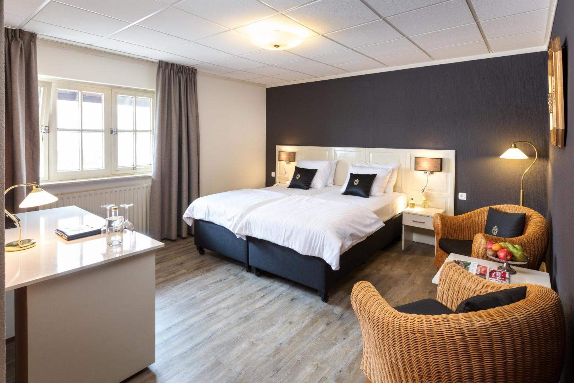 Landhuishotel De Bloemenbeek De Lutte Exterior photo